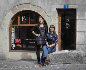 atelier-maroquinerie-geneve-l'arcade-christelle-severine